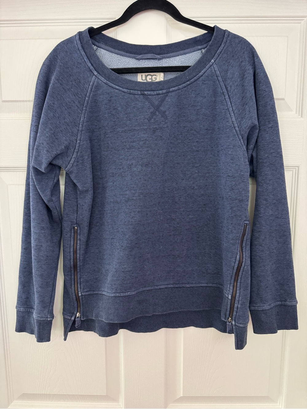 UGG Navy Crewneck Sweatshirt with Ribbed Trim